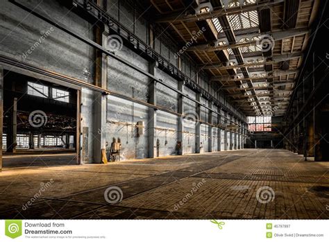 Large Industrial Hall Of A Repair Station Stock Image Image Of Roof