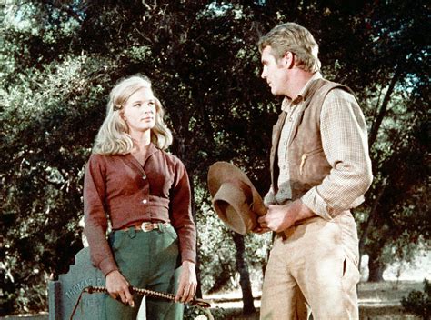Sister And Brother Meet For The First Time Linda Evans Lee Majors