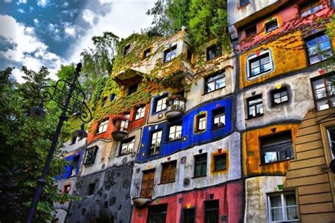 Biolek hatte sich mit sendungen wie bio's bahnhof und alfredissimo! einen namen gemacht. Hundertwasser: Jenseits der Rahmen und Gerade - Archzine.net