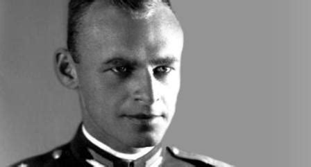 He was one of the five children of julian. Biografia Witold Pilecki - postacie II wojny światowej