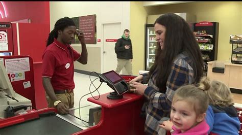 woman praises indianapolis target cashier s patience in viral facebook post fox 59