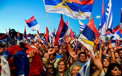 Frente amplio llamó a no votar por candidato a senador del frente amplio. Interna en el Frente Amplio en Uruguay — CELAG