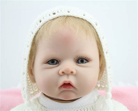 55cm Silicone Baby Reborn Dolls With Cotton Body Dressed In White
