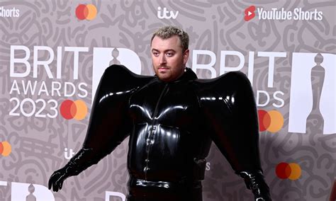 Sam Smith Turns Heads With Latex Look At Brit Awards And The Memes Are Hilarious Trendradars
