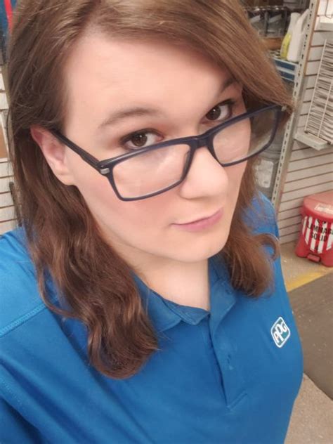 Work Selfie Scrolller