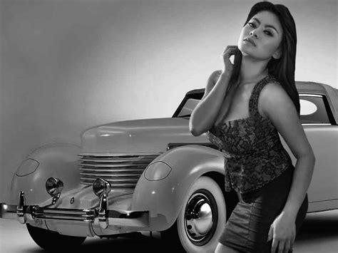Retro Car And Secy Girl 2013 Wallpaper Themed Wallpaper Past
