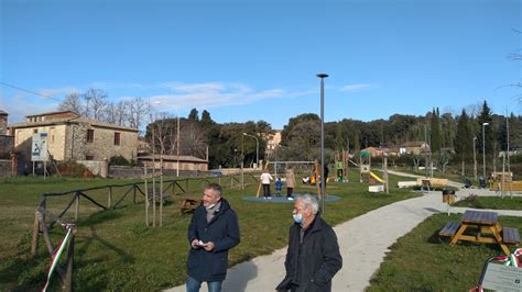 Castelnuovo Taglio Del Nastro Per Il Parco Urbano “tina Anselmi