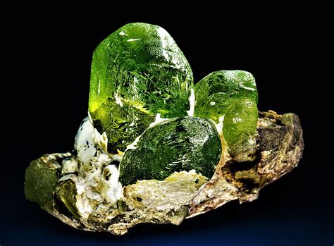 Olivine Var Peridot Olivine Minerals Geology
