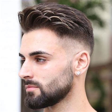 Richie gets down on this classic comb over low bald fade! 50 Trendy Bald Fade med Beard Ideas | Mænd Frisurer