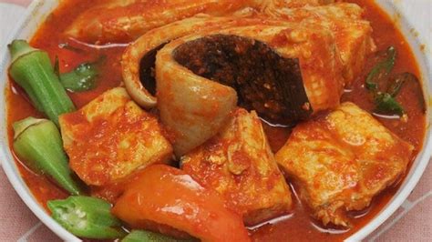 All videos are from @icookweeat ig. HIDUP BERDIKARI: GULAI IKAN PARI