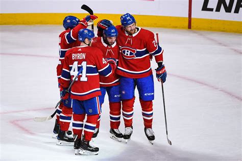 Follow victor mete through a day in his life during phase 4 in the bubble in toronto. Victor Mete Scores Twice in Montreal Canadiens Win Against ...