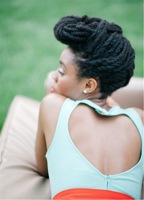 Choosing professional hairstyles for work can be a challenge. HOW-TO: 4 Professional Natural Hairstyles for the ...