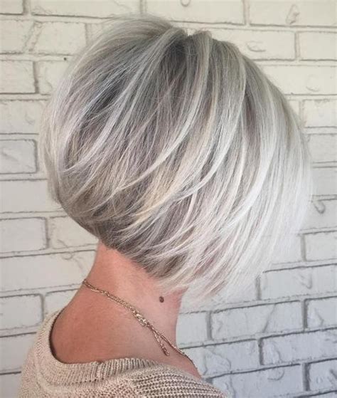 Styling tips & tricks inverted haircuts for fine hair have something more for women to offer besides their power to. 50 Mind-Blowing Simple Short Hairstyles for Fine Hair 2019 - Travel Yourself