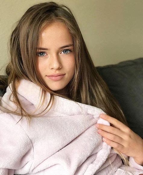 Celebridades Femeninas Por E Tvalens Yana Kozlova Belleza Y Ternura