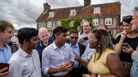 Rishi Sunak Has A Sterling Résumé Its Not Helping Him Replace Boris Johnson The New York Times