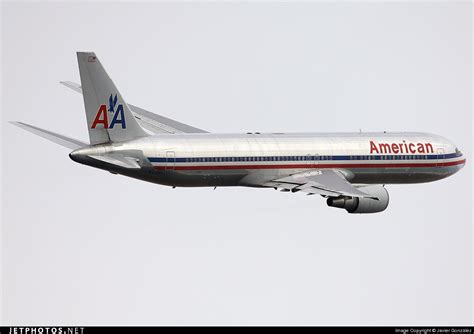 N379aa Boeing 767 323er American Airlines Javier González