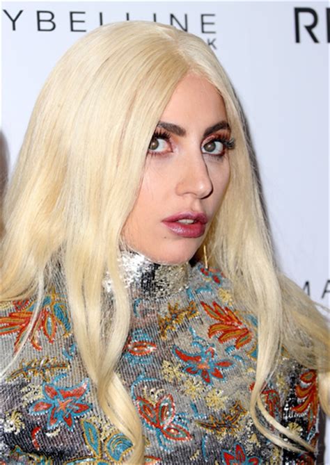 Lady Gaga 30 Anni In Trasformazione Vogue Italia