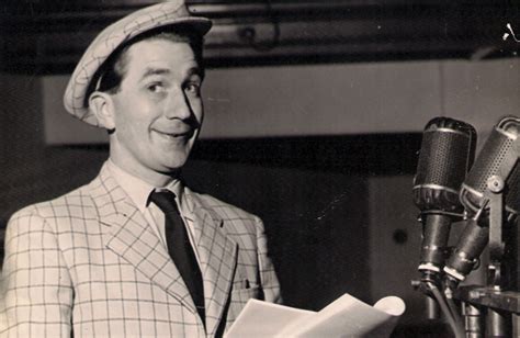 Wyn Calvin Pantomime Hero And Welsh Prince Of Laughter