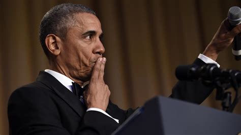 President Obama S Mic Drop At White House Correspondents Dinner