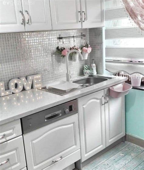Kemerdekaan adalah hal yang paling berharga dalam kehidupan setiap manusia. DEKORASI RUANG DAPUR YANG SIMPLE TAPI CANTIK - ♥♥ MAMA ...