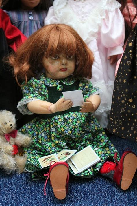 Morabeza é um vida prope sabe pa vive ai, sabura é um cretcheu, di meu, di nôs di um alguêm qui tem inspiração. How Many Dolls?: Party Time - Happy Birthday Peggy Sue.