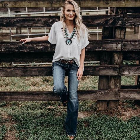 To rock a cowboy outfit, other than jeans and plaid shirt, a floral pattern dress by miss selfridge will also do. 36 Stunning Women Rodeo Outfit Ideas Looks Like Cowgirl in ...