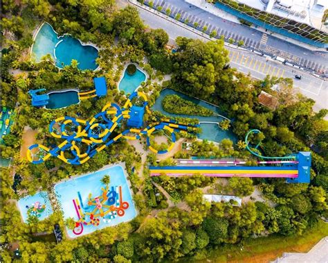 The Worlds Longest Water Slide Is Half Way Done At Escape Theme Park
