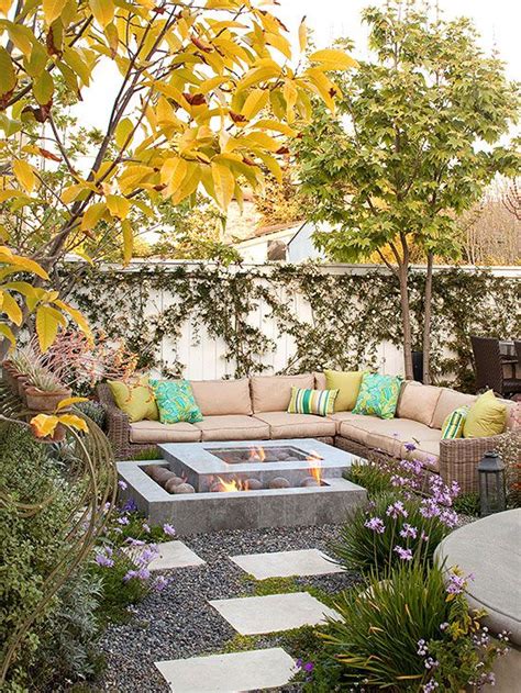 10 Brillant Backyard Corner Seating Ideas To Transform Your Outdoor