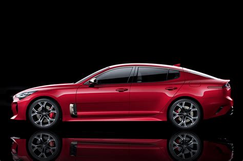 Kia Turns Up The Heat New Stinger Fastback Unveiled In Detroit Car