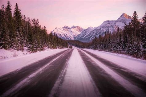 12 Things You Should Know About Traveling To The Canadian Rockies In