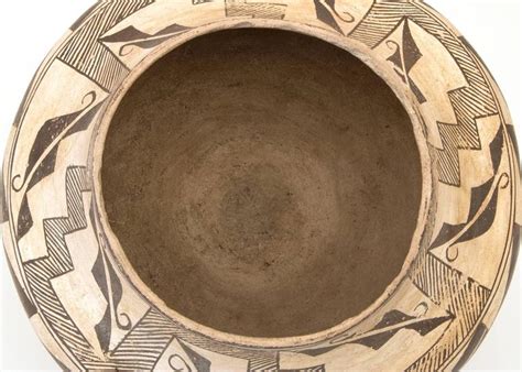 Antique Southwestern Native American Pottery Jar Acoma Pueblo 20th