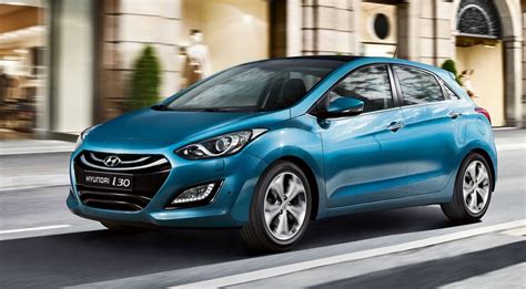 Get expert reviews on the upcoming hyundai cars in india. Hyundai to Launch Premium Hatchback in India - i30 or Next ...