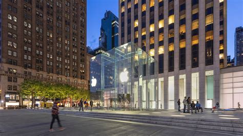 Foster Partners Restores Iconic Glass Apple Fifth Avenue