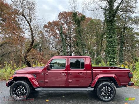 2021 Jeep Gladiator High Altitude 4x4 in Snazzberry Pearl - 524578