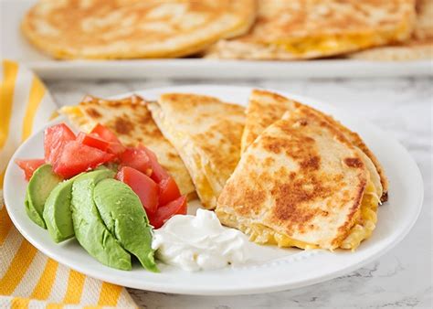 Easy Cheesy Chicken Quesadilla Recipe Somewhat Simple