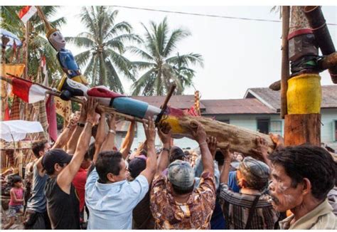 Coc Reg Kalteng Mengenal Ritual Tiwah Sebagai Budaya Suku Dayak Kaskus