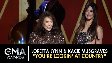 Loretta Lynn Kacey Musgraves You Re Lookin At Country 2014 CMA