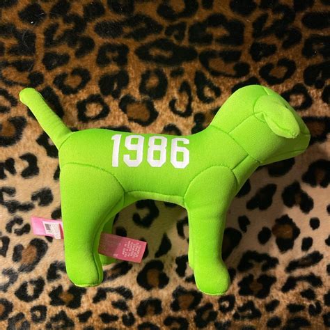 VICTORIA SECRET PINK DOG cute Y2K room decor... - Depop
