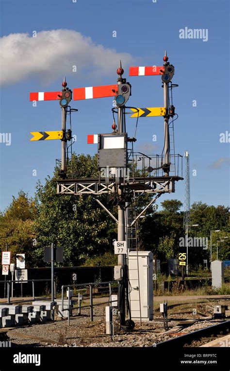 Semaphore Signals At Worcester Shrub Hill Railway Station Stock Photo