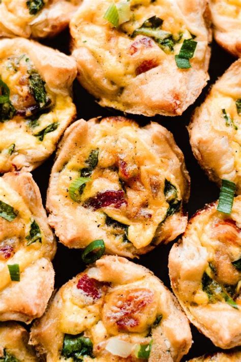 Mini Quiche Cups With Spinach Bacon And Cheddar Blue Bowl