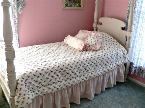 Laura Ashley Complete Rosebud Bedding Set By Ageofvintgoods
