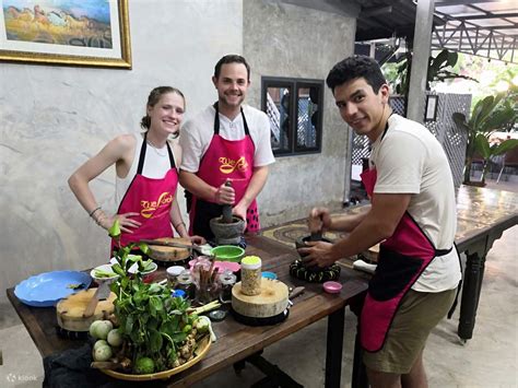 1 Day Join In Thai Cooking Class By We Cook Thai Home Garden In Chiang
