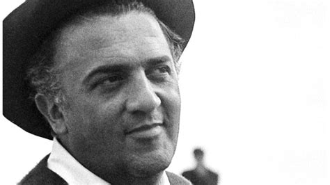 Maestro Fellini Un Emocionante Homenaje Al Maestro Del Cine