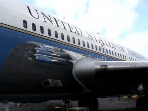 With new funding from the air force, boom plans to explore ways to customize the overture — both inside and out — for government work. Inside "Air Force One" Jet - YouTube