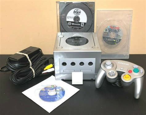 Nintendo Gamecube Platinum Silver Console System Bundle W Video Games