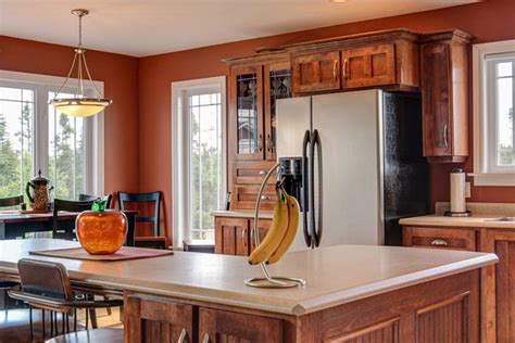 Both are believed to stimulate the appetite. Beautiful Kitchen Wall Painting Ideas - We Need Fun