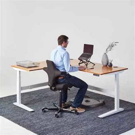 Jarvis Vs Uplift L Shaped Standing Desk Which Is Better
