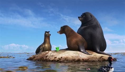 Gerald The Sea Lion Finding Dory Dory Blue Tang Fish