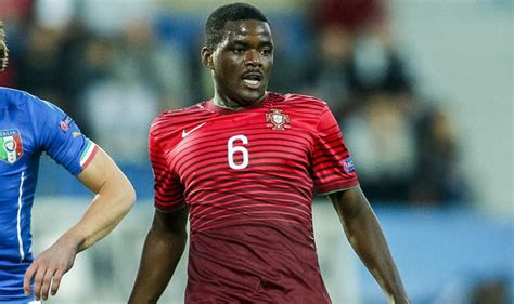 William silva de carvalho comm is a portuguese professional footballer who plays as a defensive midfielder for spanish club real betis and the portugal national team. West Ham Transfer News: Sporting Lisbon told to lower ...