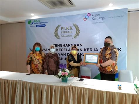 Mitra Keluarga Kelapa Gading Raih Penghargaan Pusat Layanan Kecelakaan